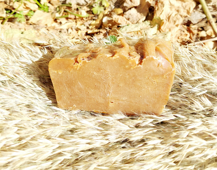 صابون شیر شتر ارگانیک و طبیعی مناسب پوست چرب